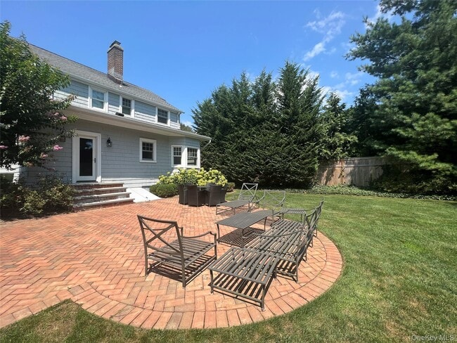 Building Photo - 36 Midland St