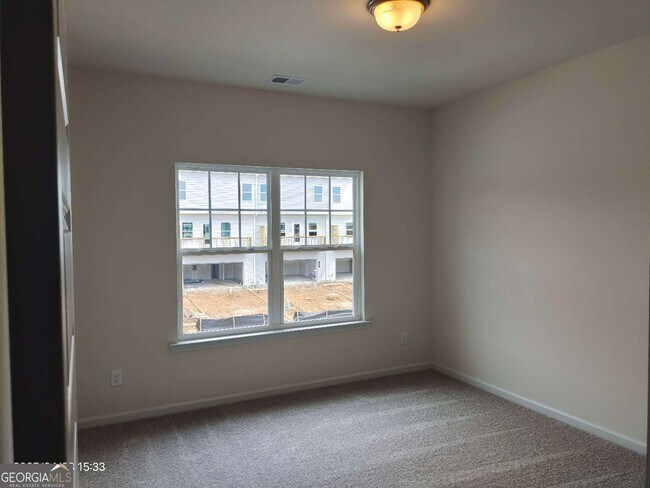 Building Photo - 66 Professional Pl SE