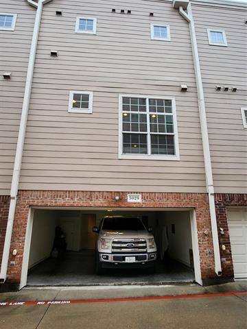 Building Photo - 5029 Parkview Pl