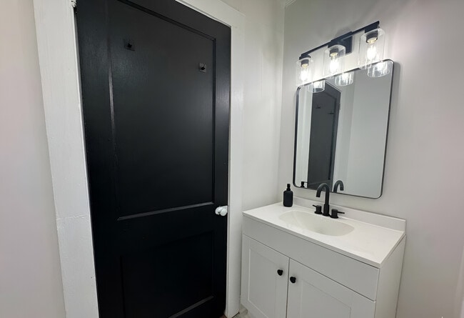 Building Photo - Southside RD