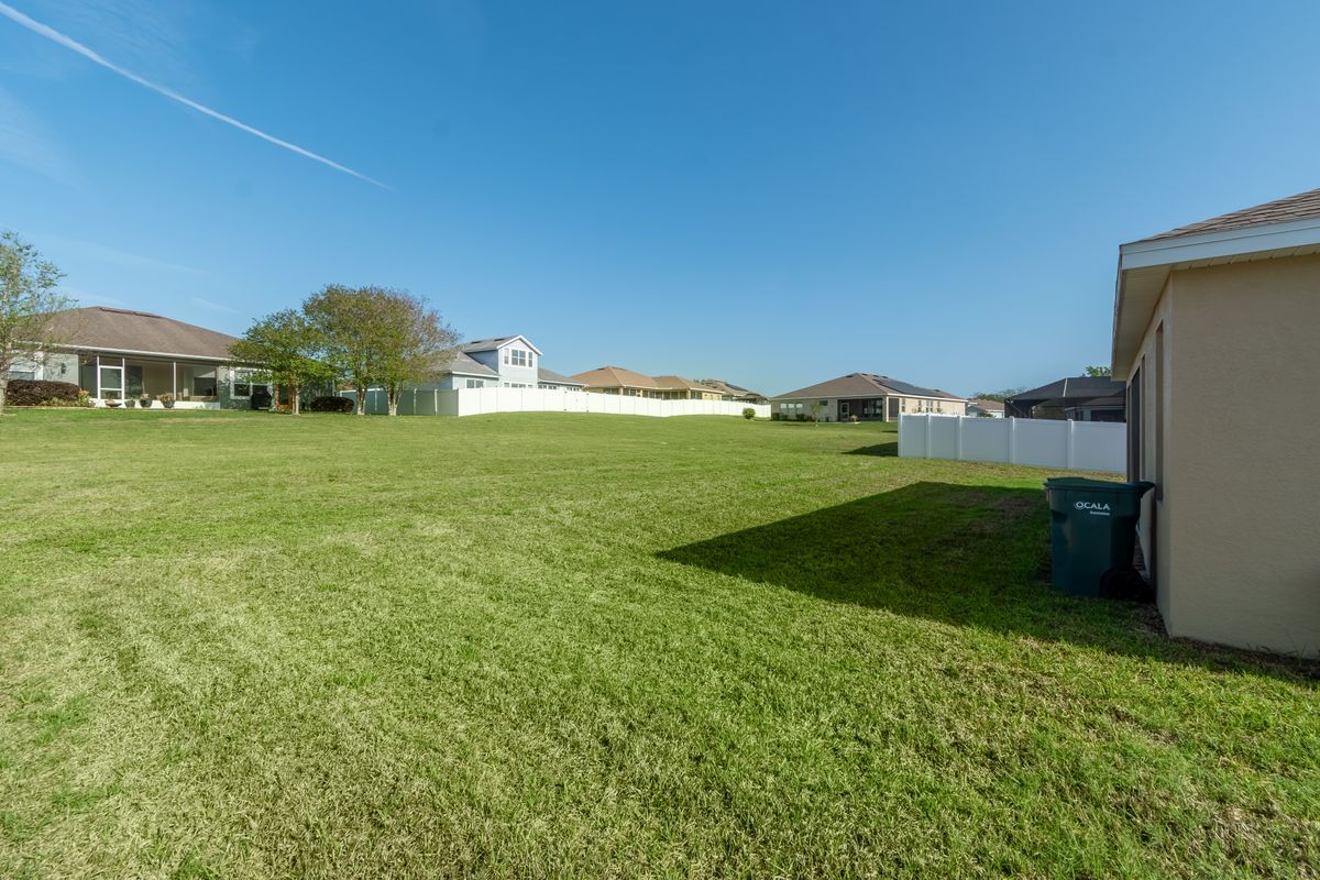 Building Photo - 6278 SW 46th Ave