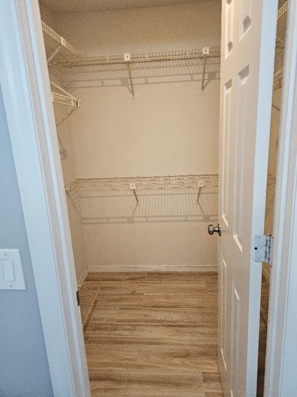 Building Photo - 6391 Gateway Ave