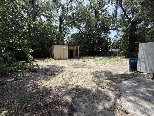 Building Photo - 10607 Ithaca Dr