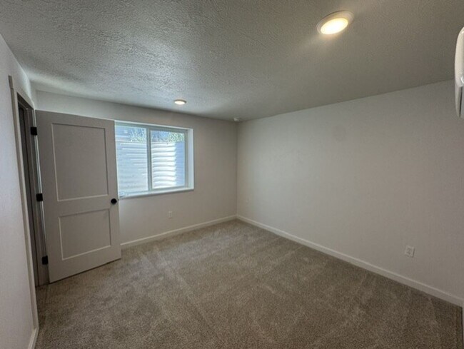 Building Photo - 2808 W 2720 N