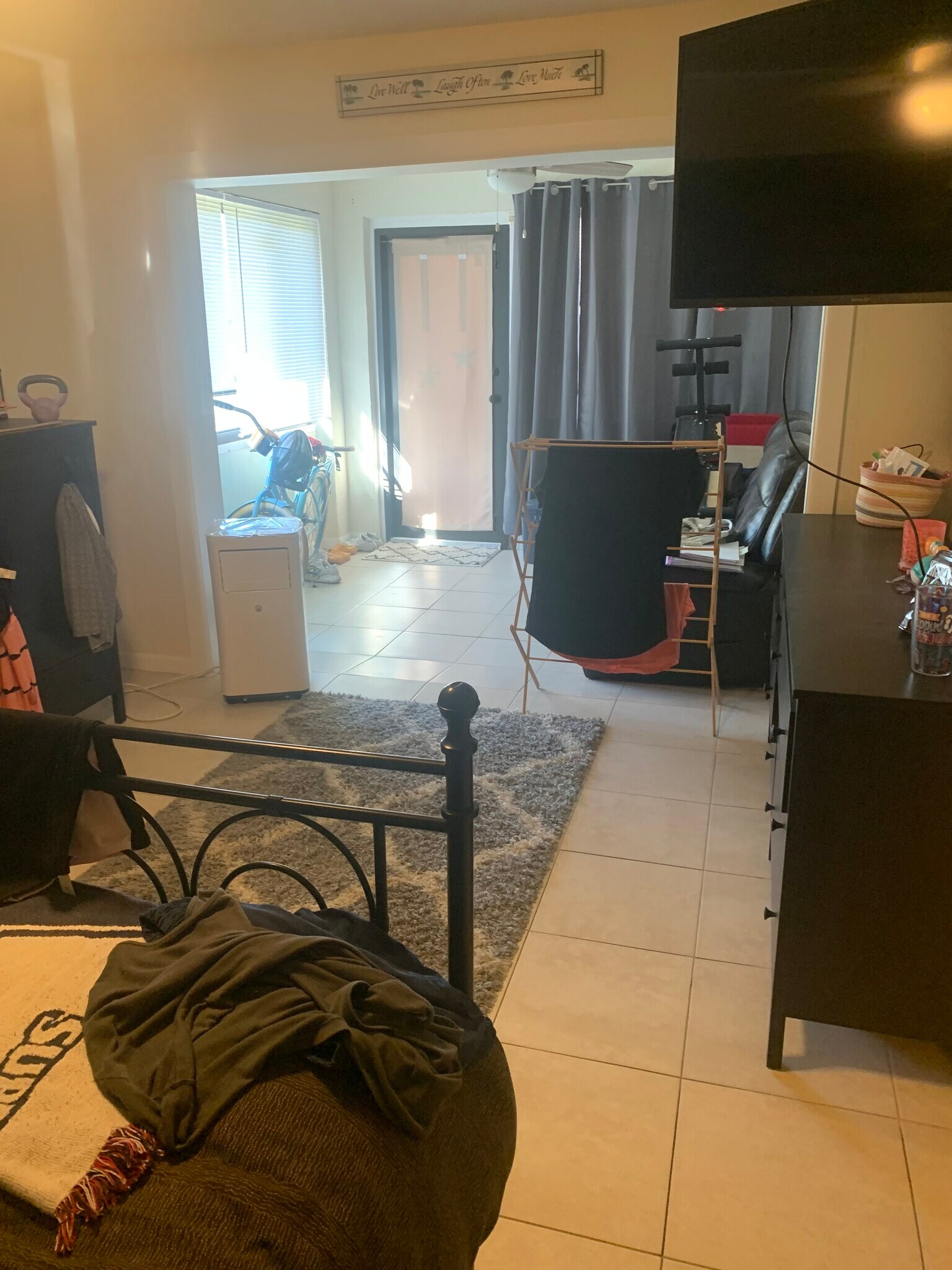 Extended Master bedroom. Could be a 3rd bedroom - 10222 Pine Dr