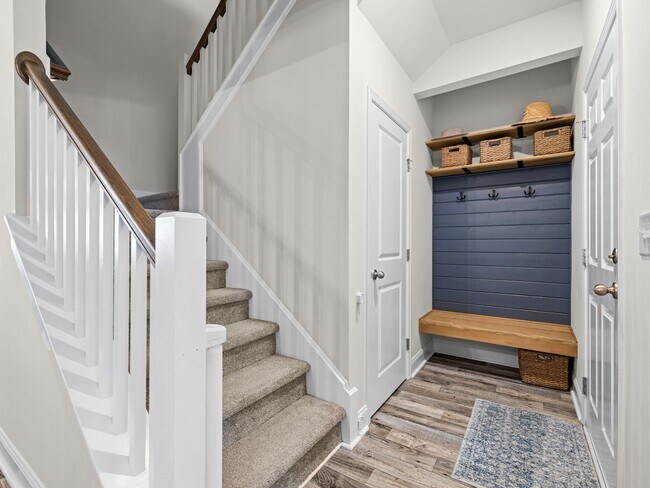 Building Photo - Mimosa Bay Beauty