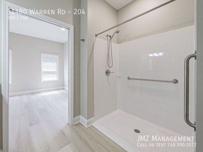 Building Photo - 31480 Warren Rd