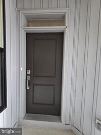 Building Photo - 294 Kennedy Dr