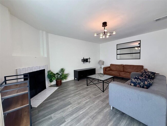 Building Photo - 12952 Dionysus Dr