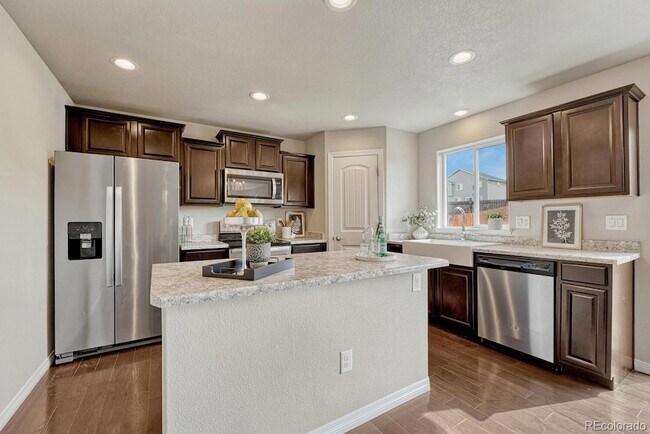 Building Photo - 10871 Saco Dr