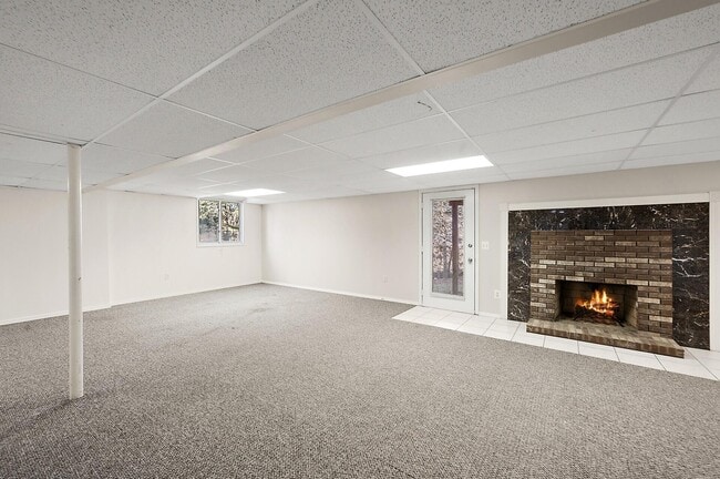 Building Photo - 28849 Hearthstone Dr