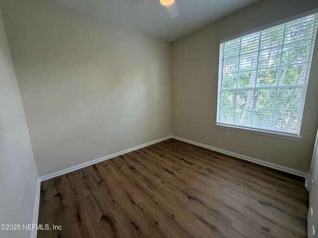 Building Photo - 7990 Baymeadows Rd E