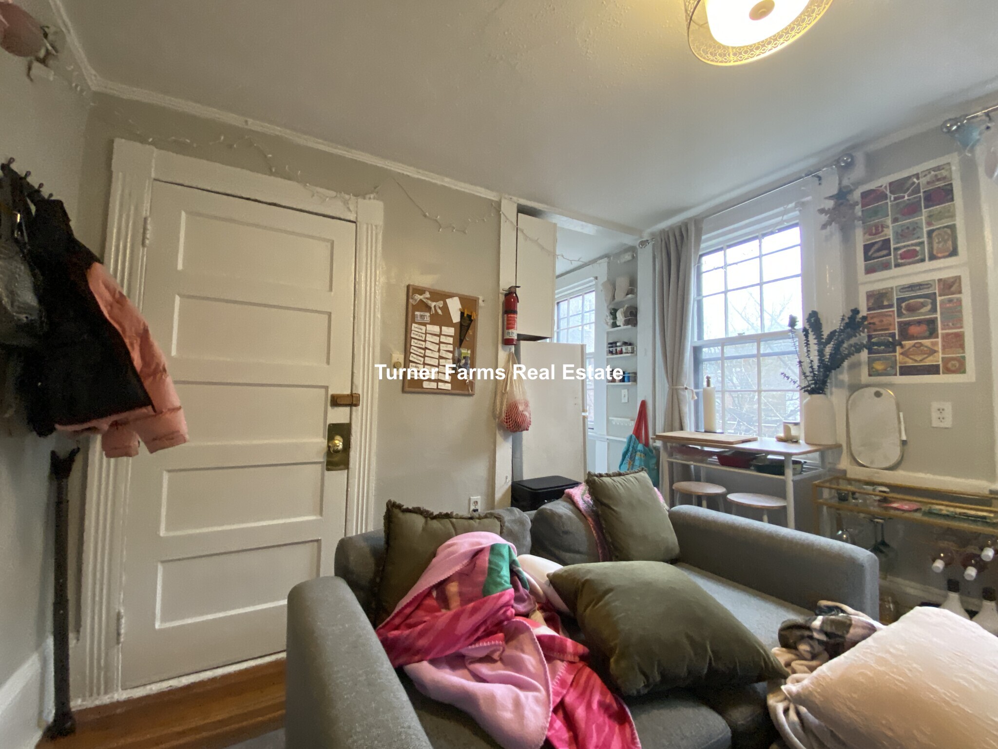 Building Photo - 5 Champney Pl