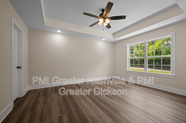 Building Photo - 3005 Longview Court