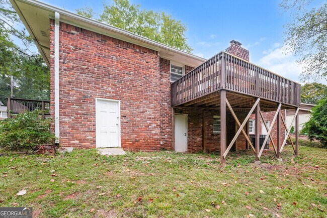 Building Photo - 1228 Weston Dr