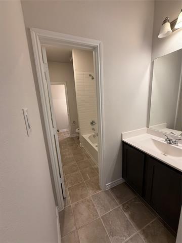 Building Photo - 411 Saddle Ln