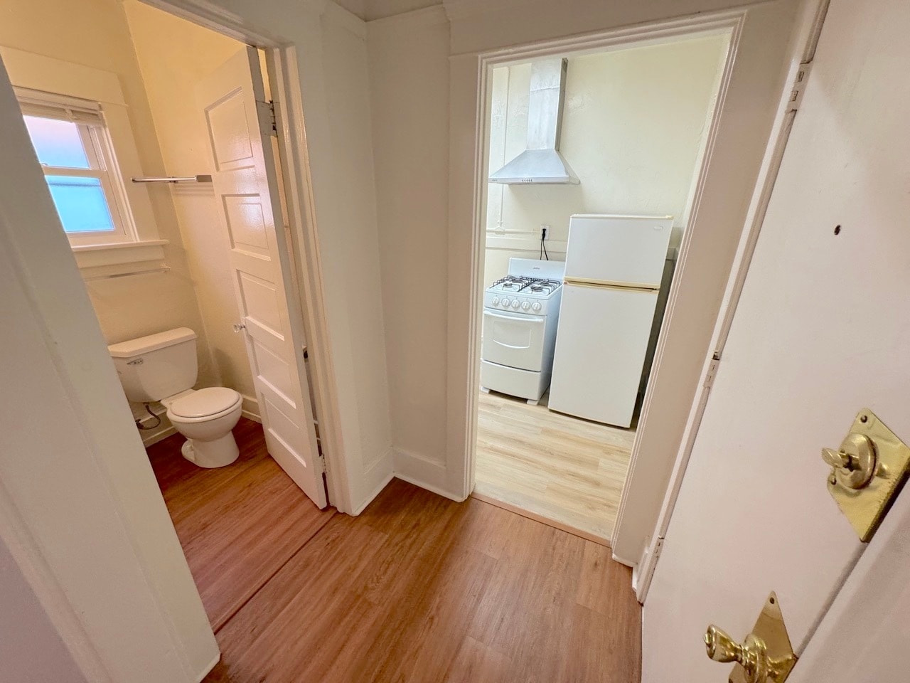 Building Photo - 40 Brooks Ave