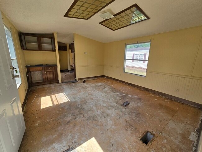Building Photo - 2115 Cattail Cir
