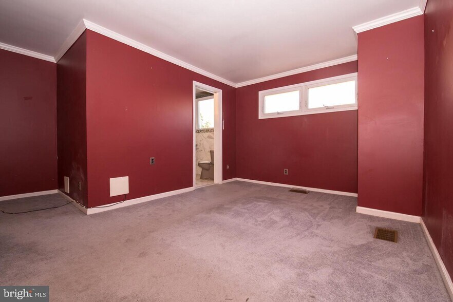 Building Photo - 822 N Ringgold St