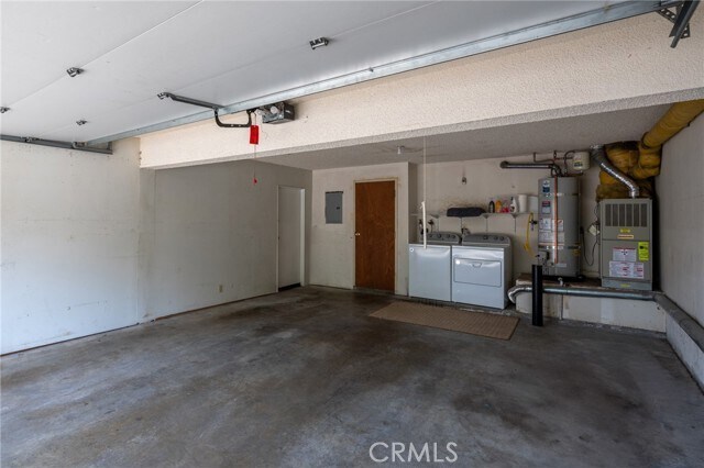 Building Photo - 28100 Ridgefern Ct
