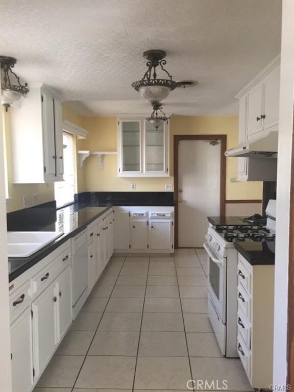 Building Photo - 20846 Moonlake St