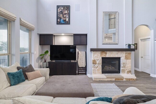 Building Photo - 3405 Eagle Ridge Ln
