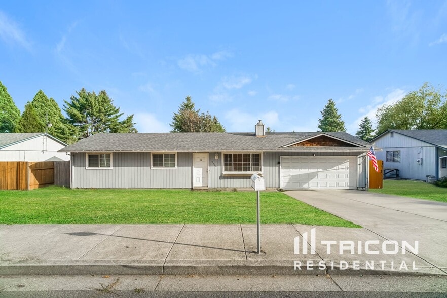 Primary Photo - 13806 NE 49th St