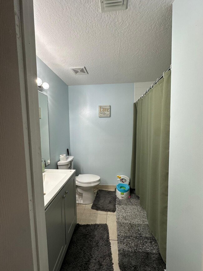 Building Photo - 3481 Briar Bay Blvd