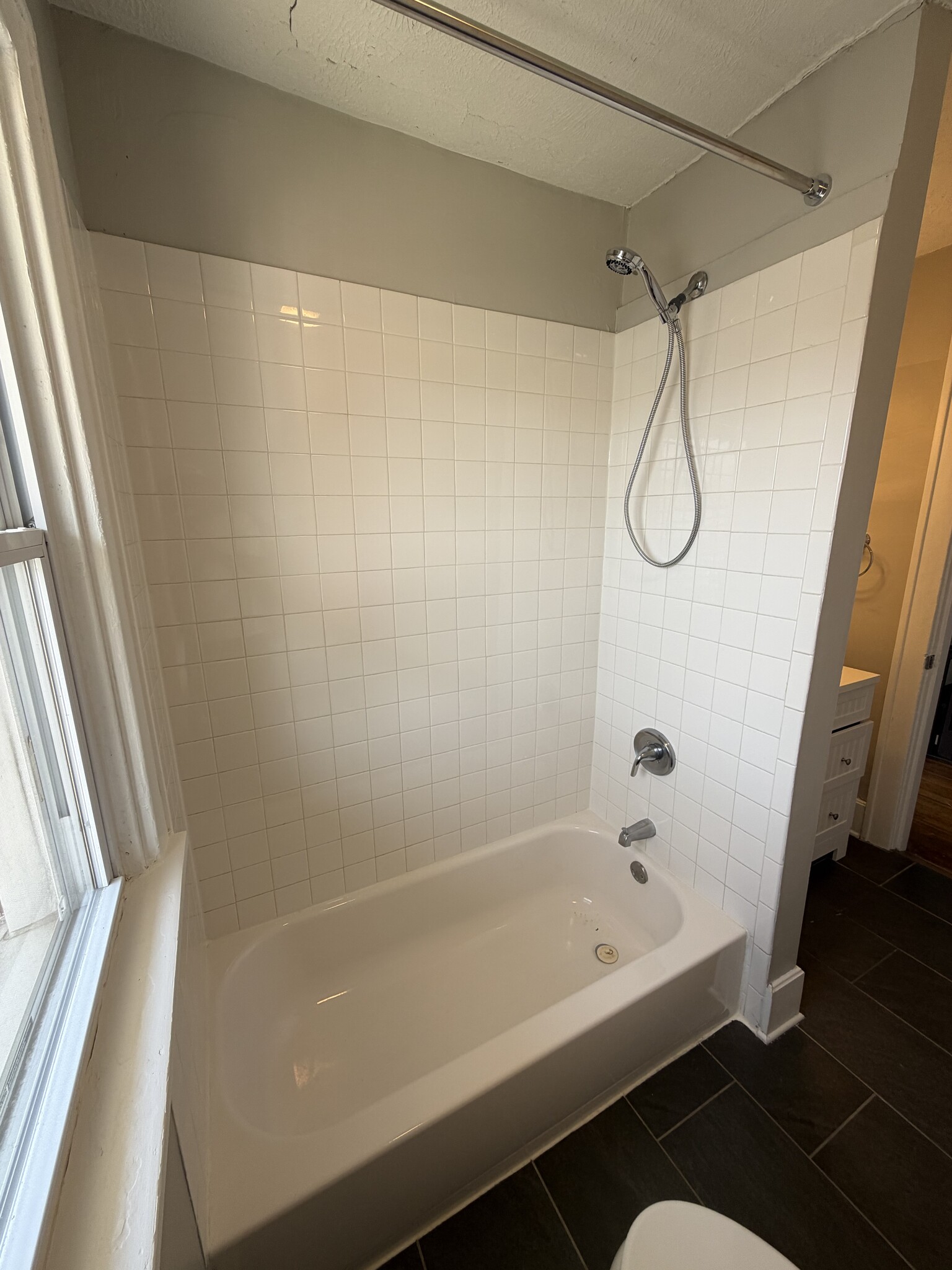 Building Photo - 3827 Central Ave