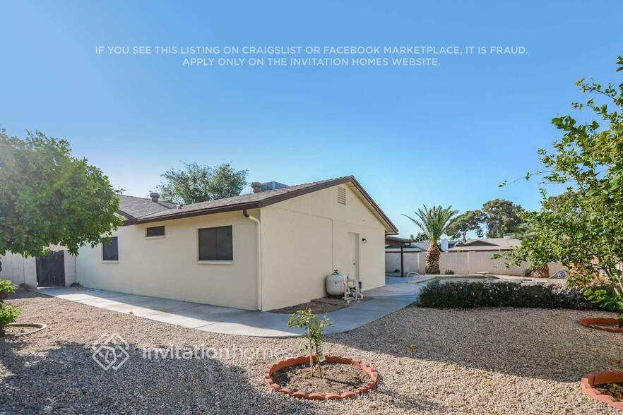 Building Photo - 5220 W Harmont Dr