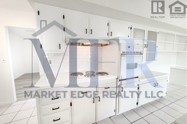 Building Photo - 2Bed/2Bath House in Sun City on Golf Course! Ready for Immediate Move-In!