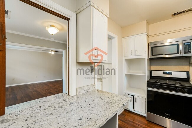 Building Photo - 517 Rutledge Ave