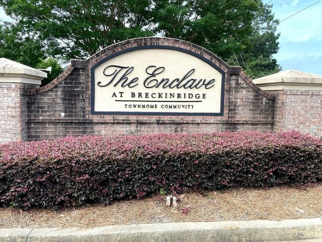 Building Photo - 2205 Pebble Beach Dr