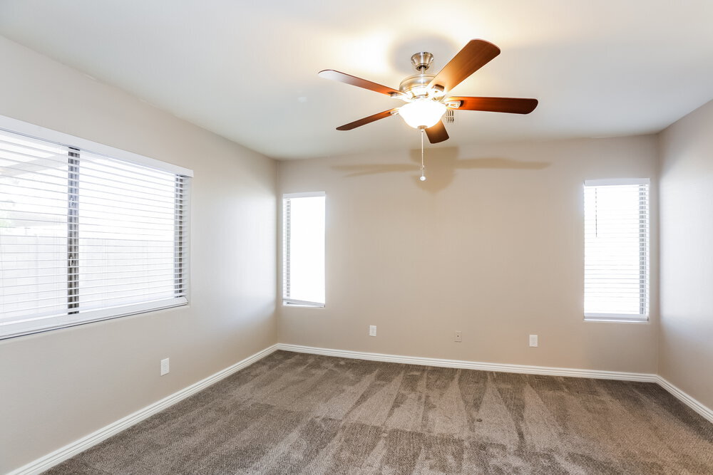 Building Photo - 438 N Opal