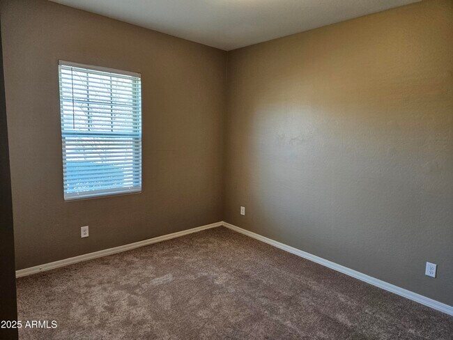 Building Photo - 36905 W Mattino Ln