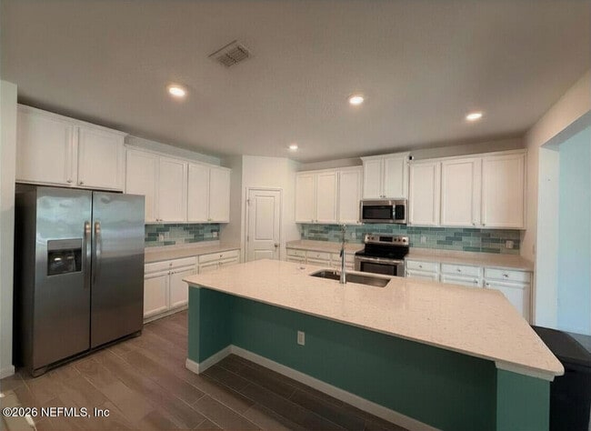 Building Photo - 7212 Calamint Ave