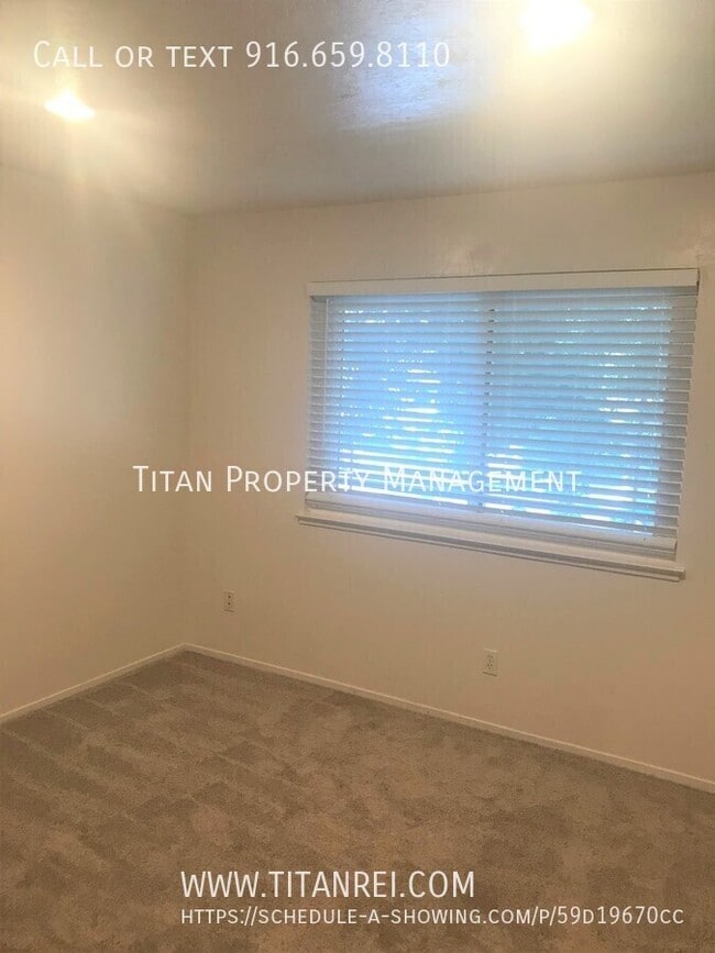 Building Photo - 6295 Cavan Dr