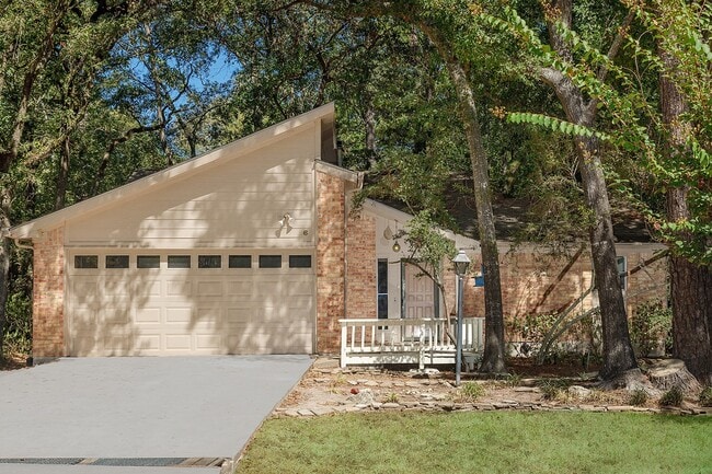 Primary Photo - 6 S Pineplank Ct