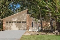 Building Photo - 6 S Pineplank Ct