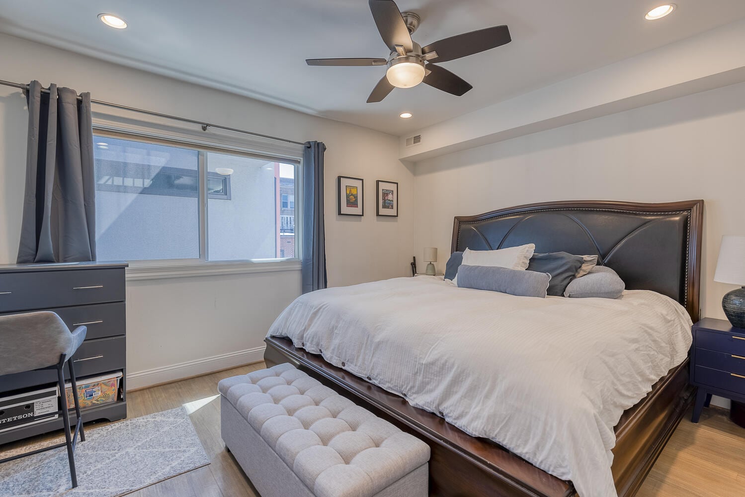 Building Photo - 2713 Ontario Rd NW