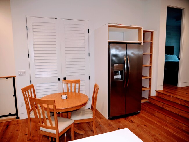 Dining Area - 1094 53rd St