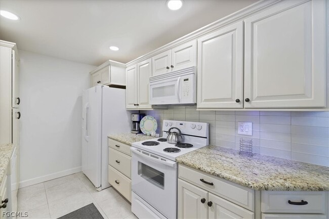 Building Photo - 1511 Estero Blvd