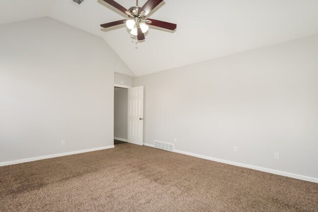 Building Photo - 1303 Chatman Way