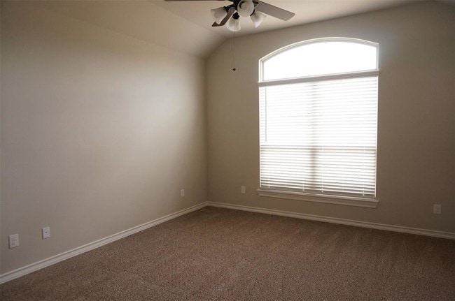Building Photo - 3635 Diamond Creek Dr