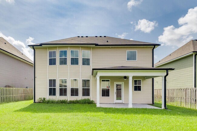 Building Photo - 125 Sams Dr