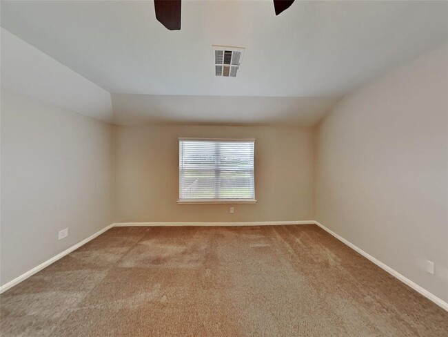 Building Photo - 7523 Merrylands Dr
