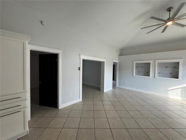 Building Photo - 8313 Sun Vista Way