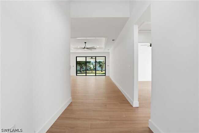 Building Photo - 3903 15th St SW