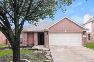 Building Photo - 129 Arbordale Way