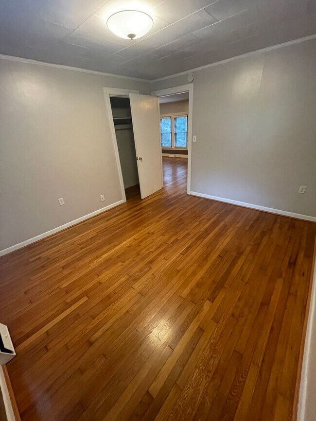 Building Photo - 296 Middle Fork Rd